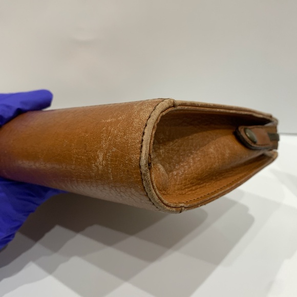 Burberrys Brwon Leather Zip Clutch sku#85582 (Gently used) - Picture 6 of 15